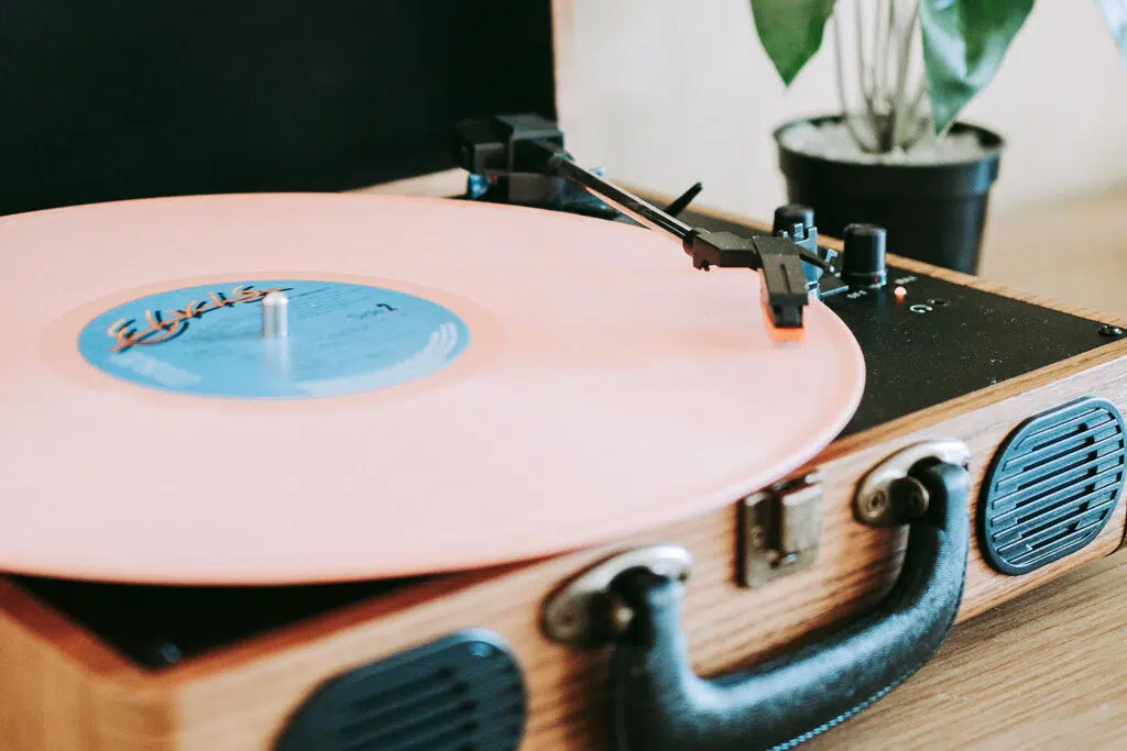 10 Turntable Mistakes To Avoid - All-In-One Record Players
