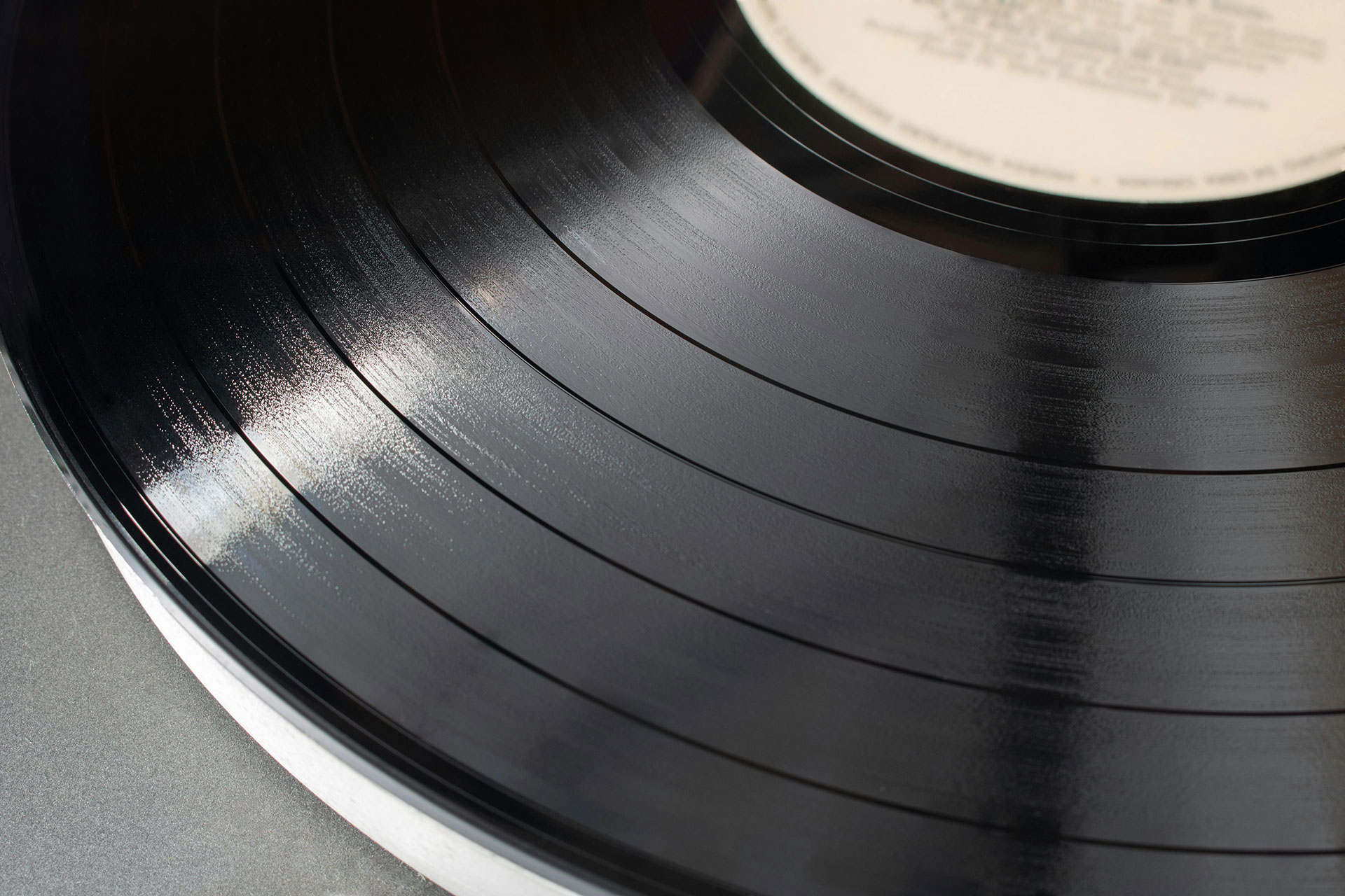 Clean vinyl record for best sound