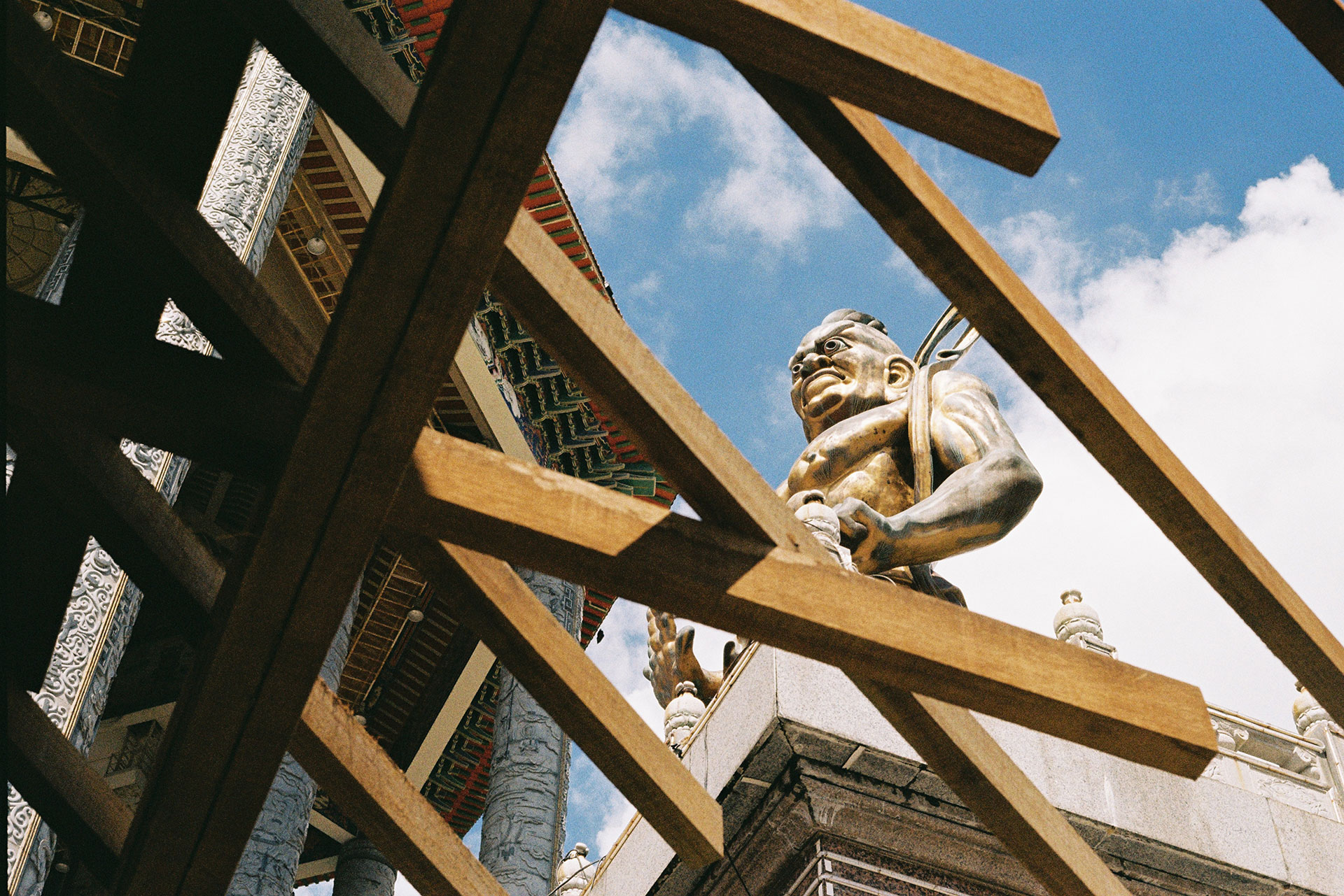 35mm Color Negative Film Types - Statue in Kek Lok Si Temple